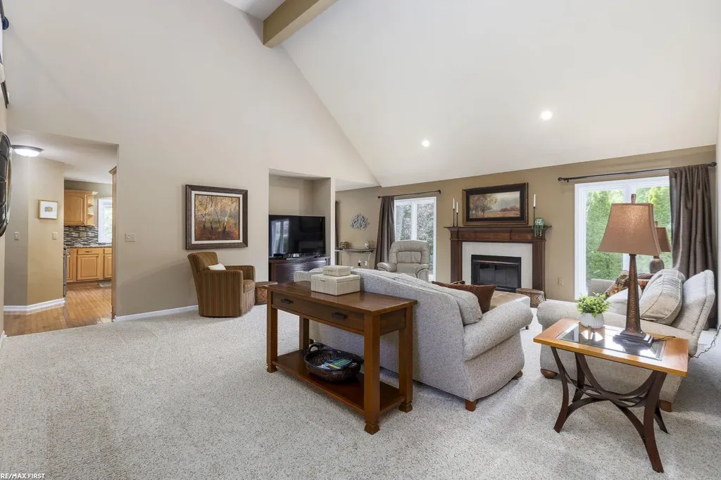 51205 Christine Court Shelby Charter Township MI 48316