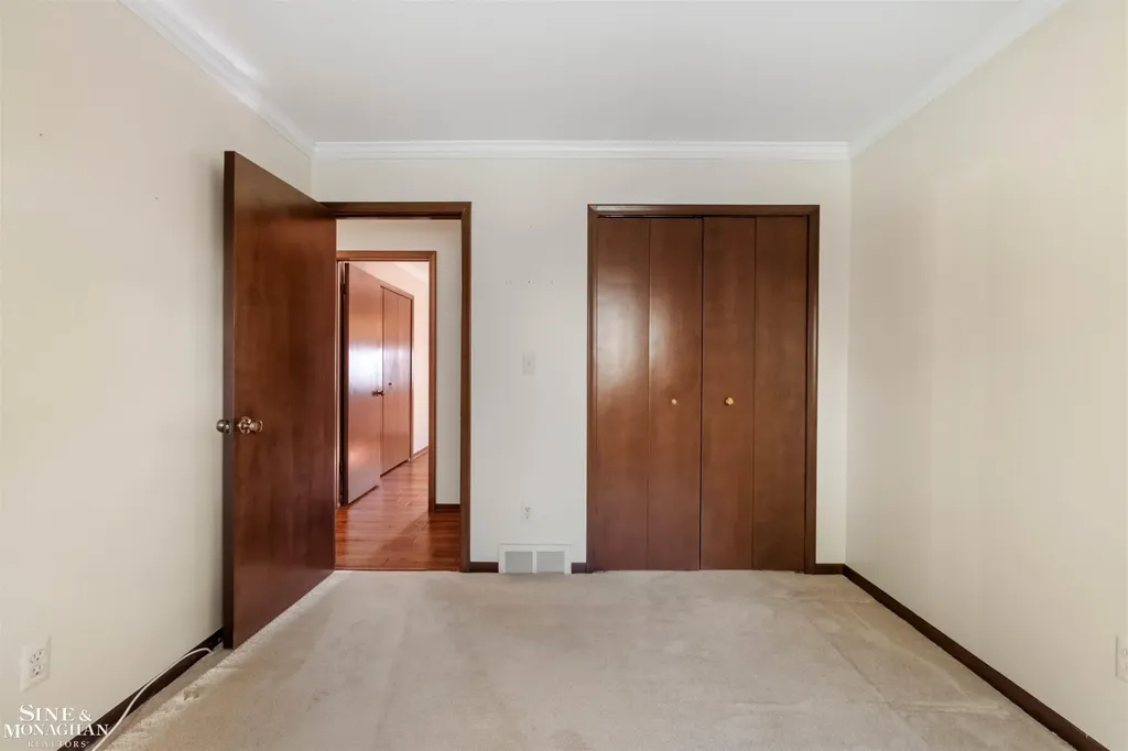 40127 Pallazo Drive Clinton Charter Township MI 48038