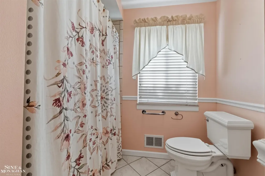 40127 Pallazo Drive Clinton Charter Township MI 48038