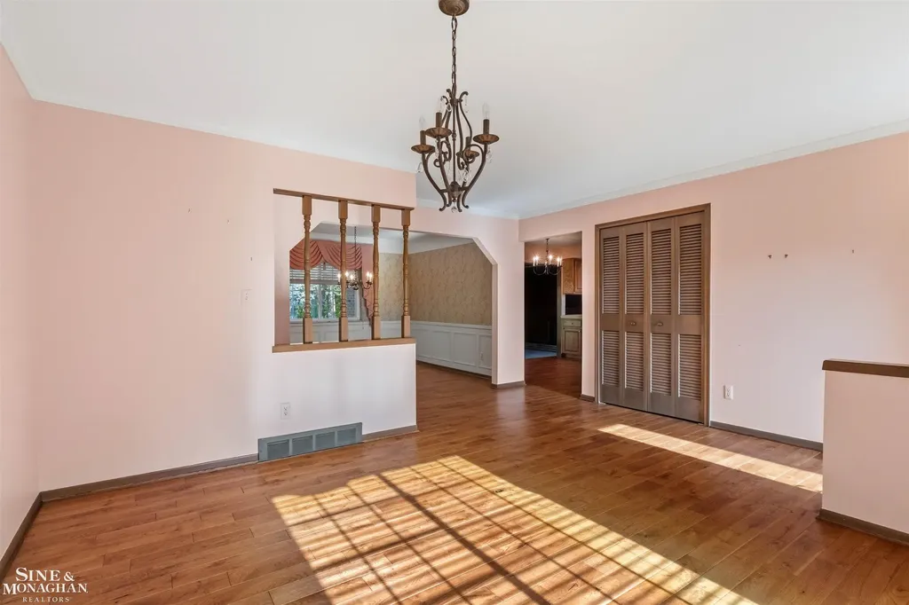 40127 Pallazo Drive Clinton Charter Township MI 48038