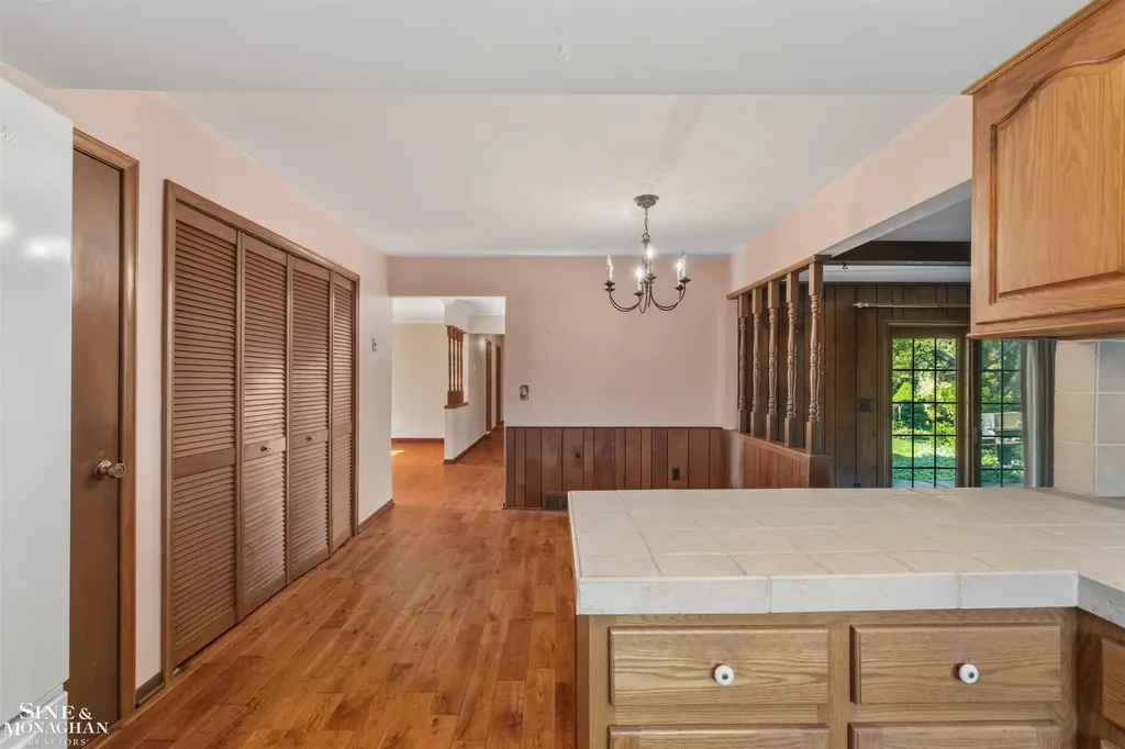 40127 Pallazo Drive Clinton Charter Township MI 48038