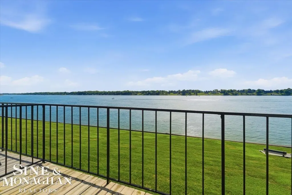 1715 River Road St. Clair Township MI 48079