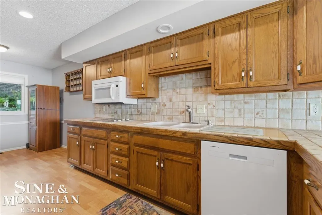 1715 River Road St. Clair Township MI 48079