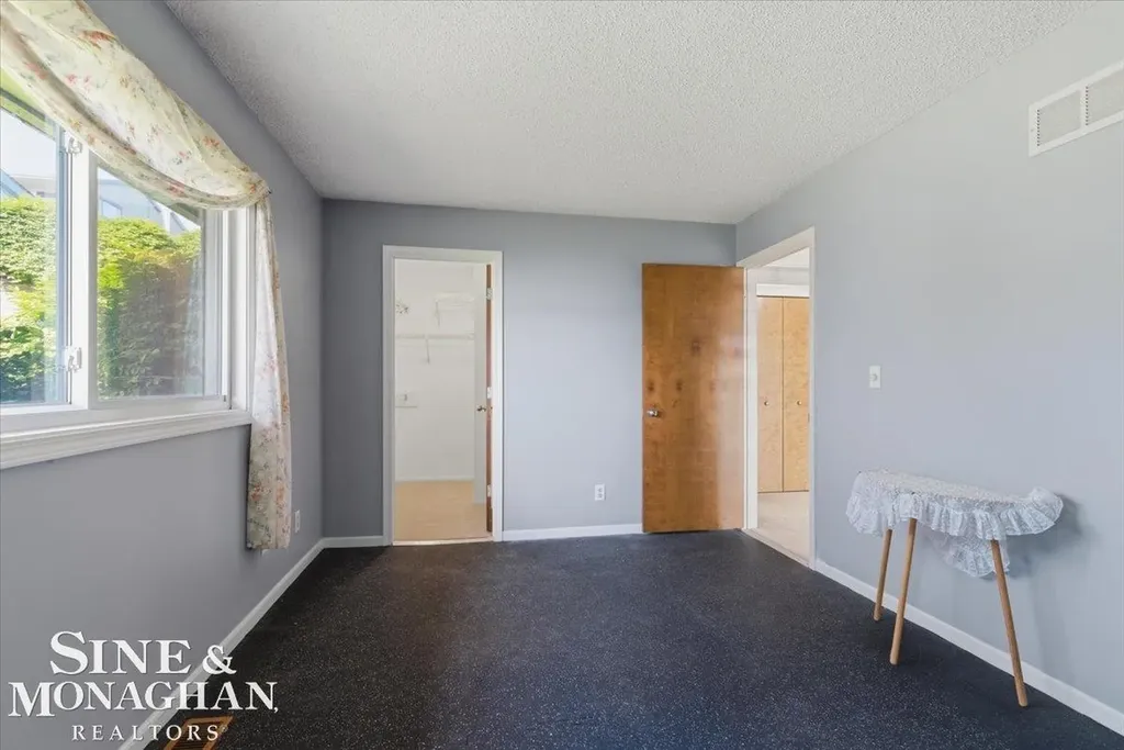 1715 River Road St. Clair Township MI 48079