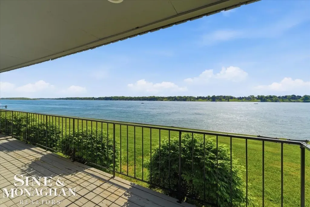 1715 River Road St. Clair Township MI 48079