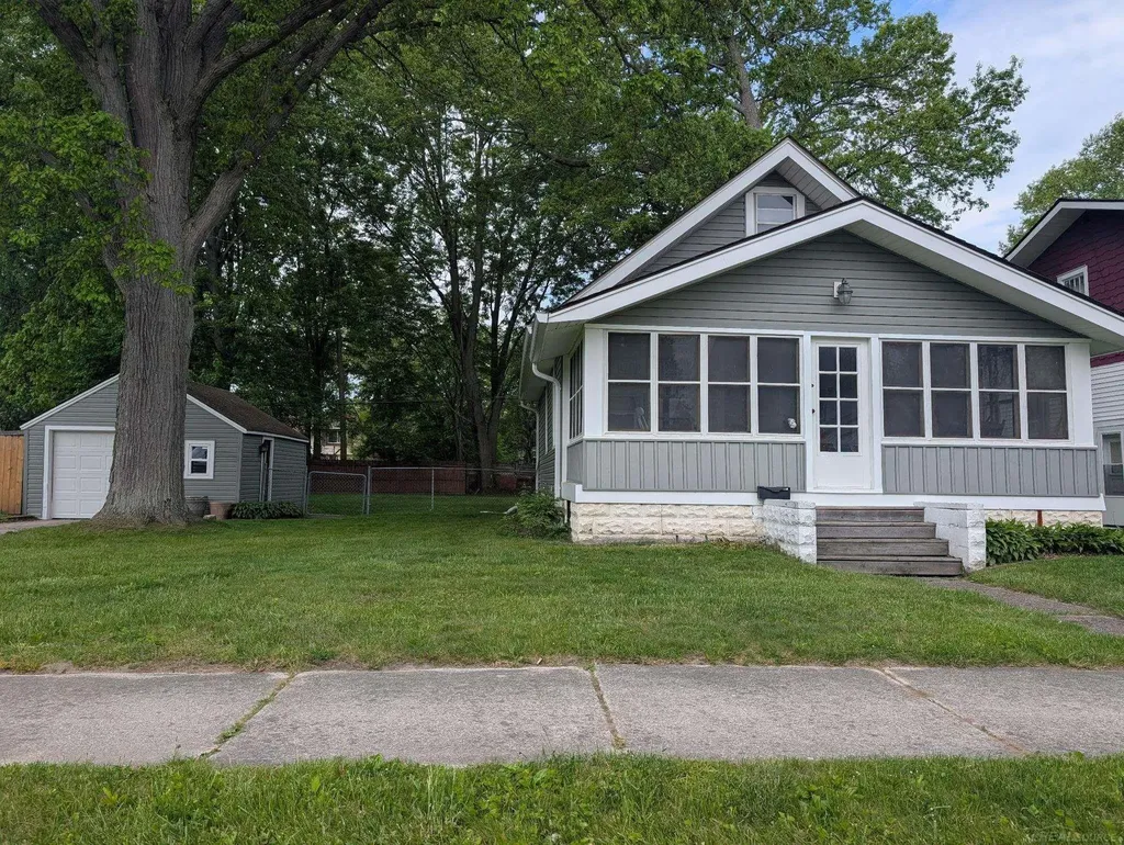 1626 Connecticut Avenue Marysville City MI 48040