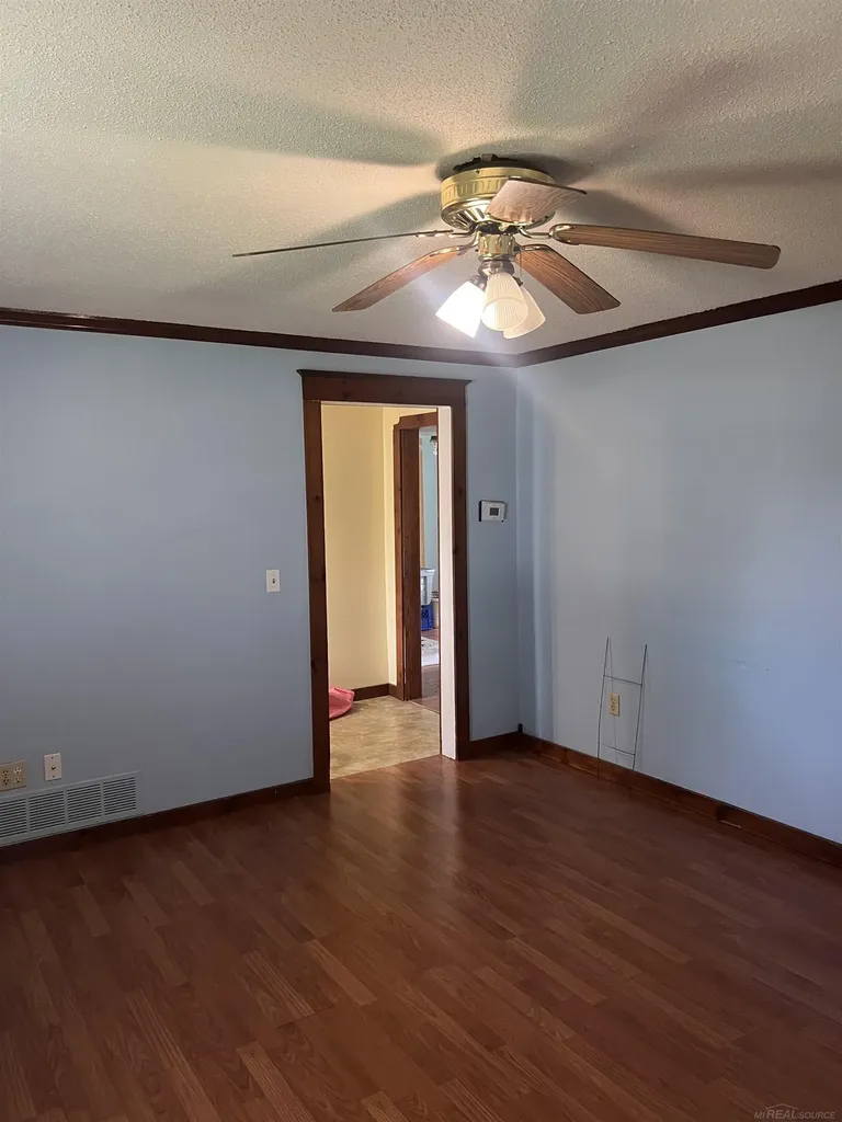 1626 Connecticut Avenue Marysville City MI 48040