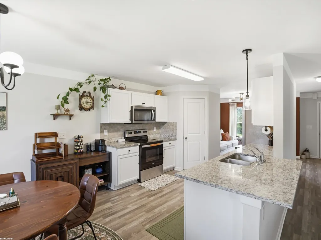 676 Woodvalley Drive Corunna City MI 48817