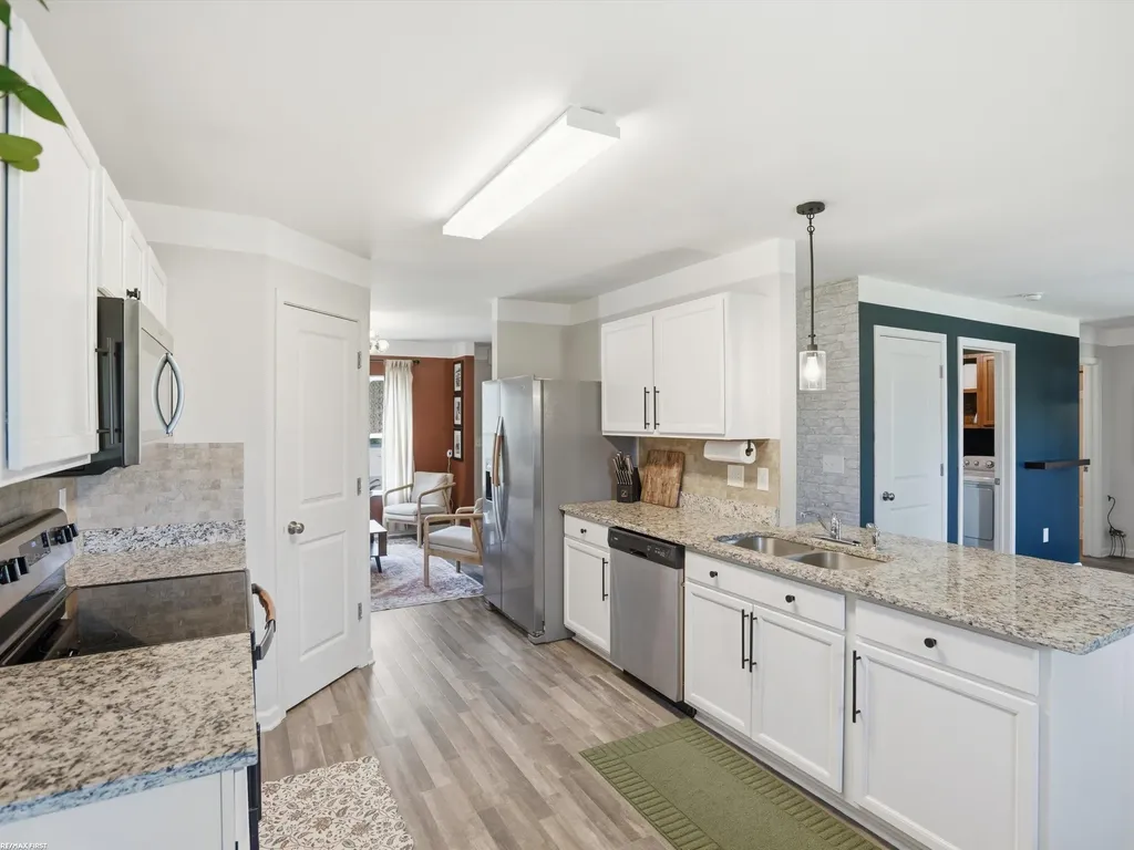 676 Woodvalley Drive Corunna City MI 48817