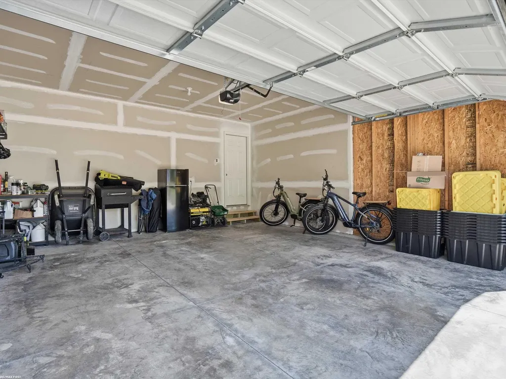 676 Woodvalley Drive Corunna City MI 48817