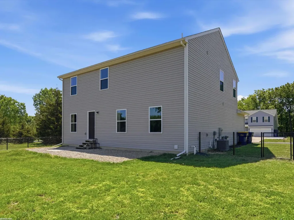 676 Woodvalley Drive Corunna City MI 48817