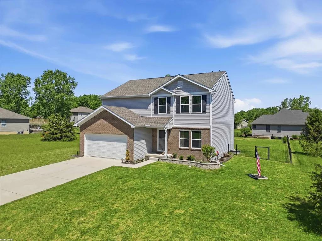 676 Woodvalley Drive Corunna City MI 48817