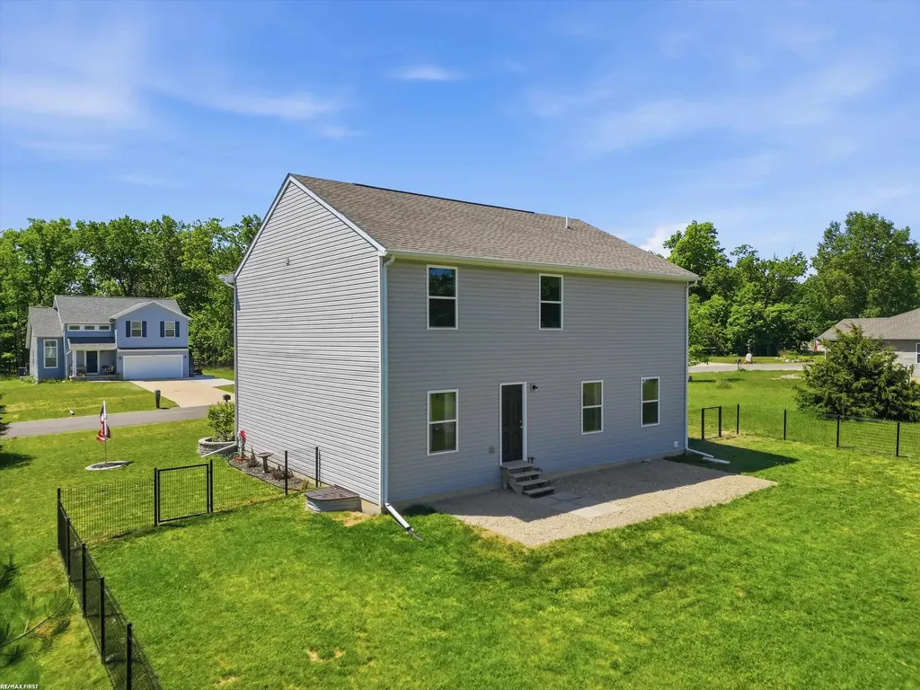 676 Woodvalley Drive Corunna City MI 48817