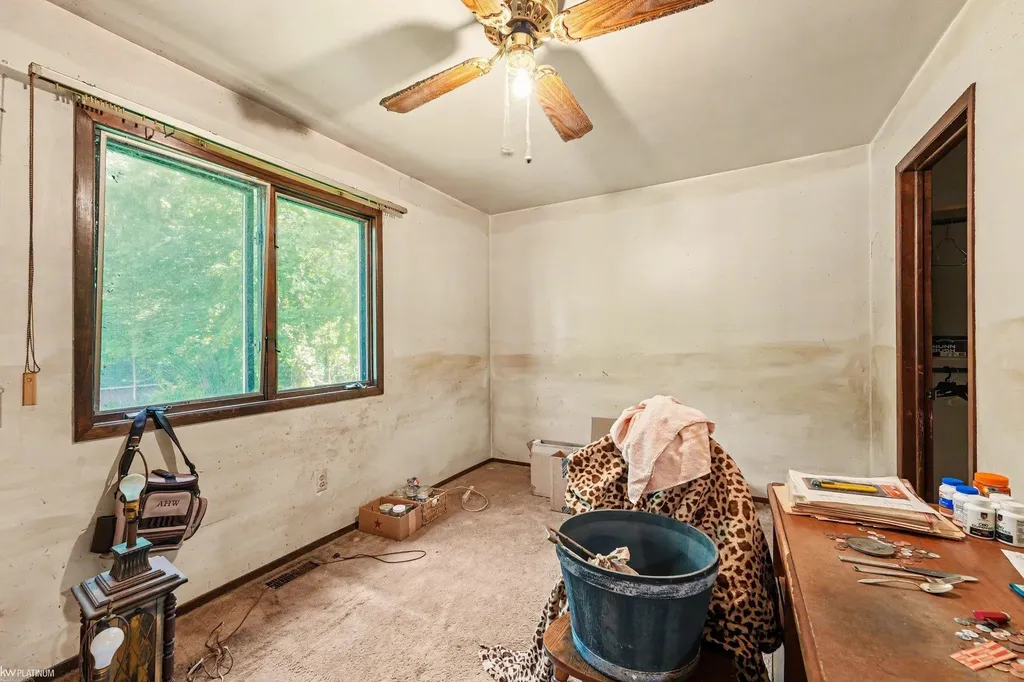 11386 Rhode Drive Shelby Charter Township MI 48317