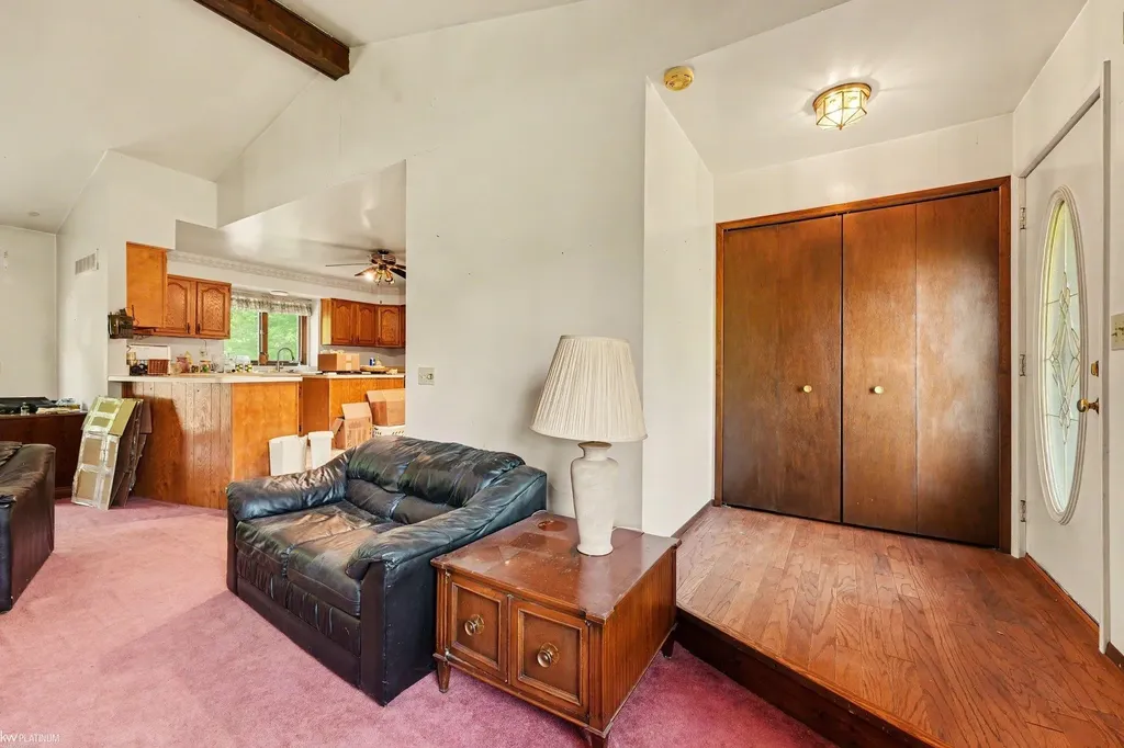 11386 Rhode Drive Shelby Charter Township MI 48317