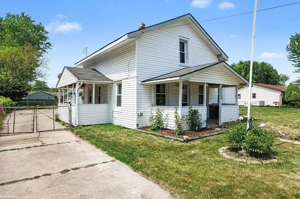 36899 Main Street New Baltimore City MI 48047