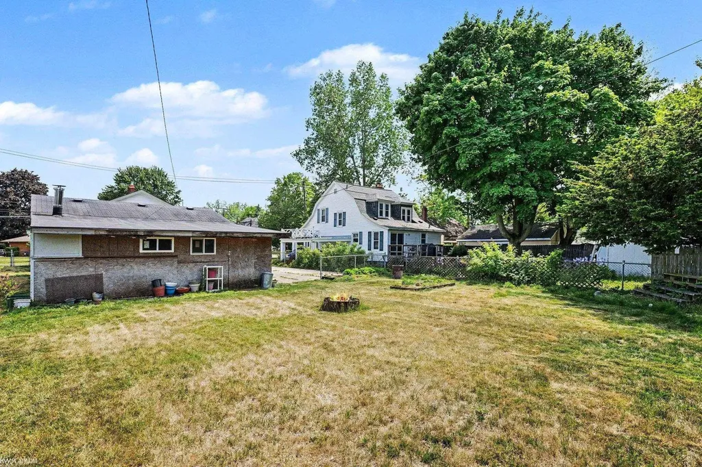 36899 Main Street New Baltimore City MI 48047