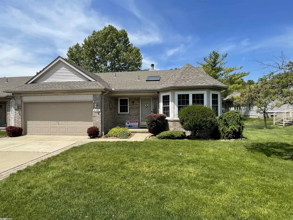 41173 Chancellor Court Clinton Charter Township MI 48038
