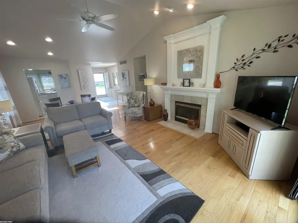 41173 Chancellor Court Clinton Charter Township MI 48038
