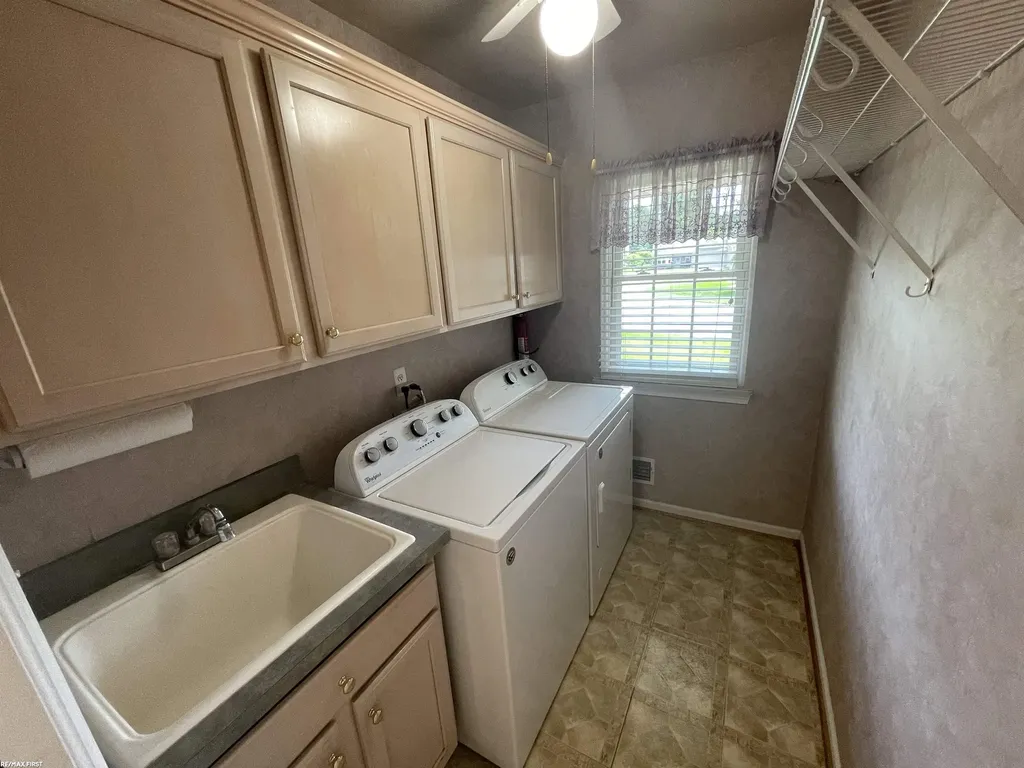 41173 Chancellor Court Clinton Charter Township MI 48038