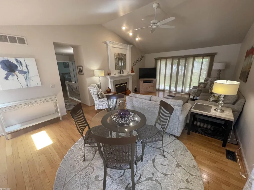 41173 Chancellor Court Clinton Charter Township MI 48038