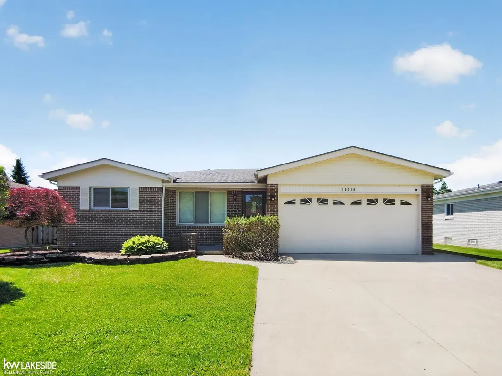 15748 Robert Drive Macomb Township MI 48044