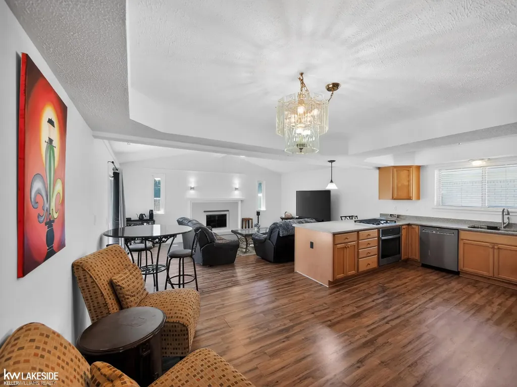 15748 Robert Drive Macomb Township MI 48044