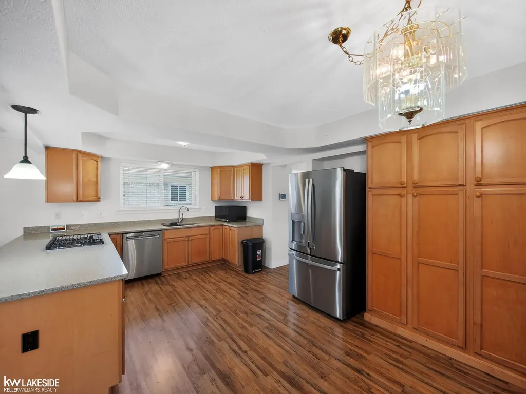 15748 Robert Drive Macomb Township MI 48044