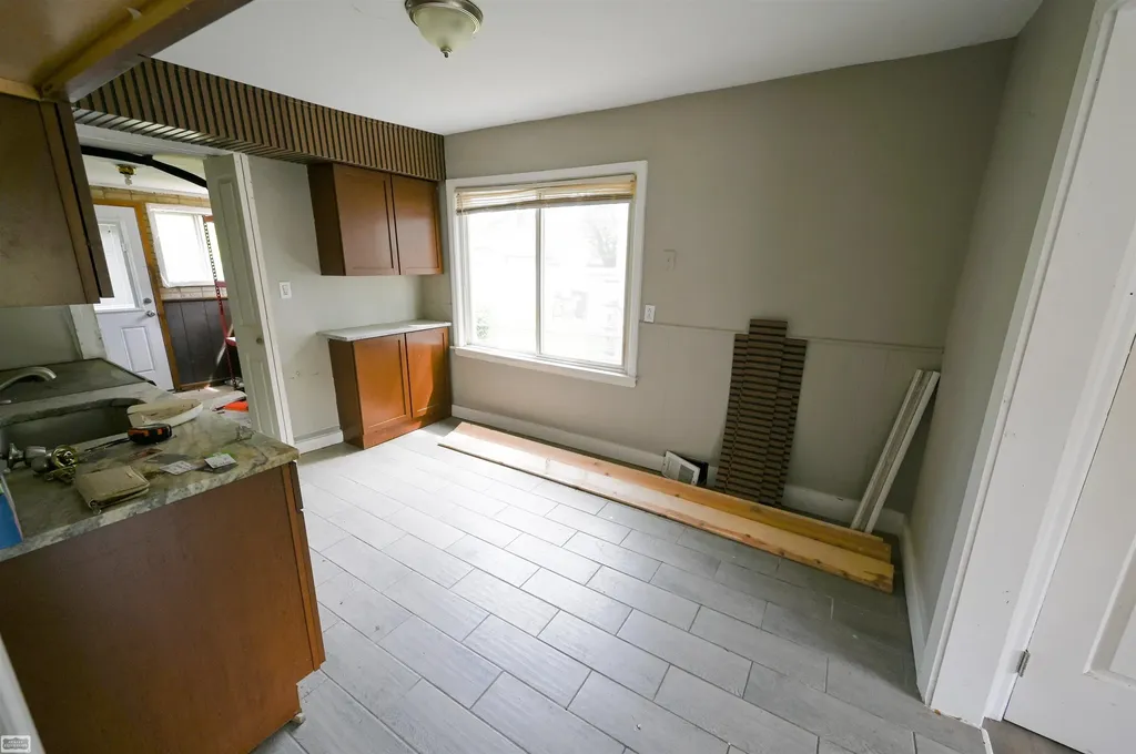 18755 Hazelwood Street Roseville City MI 48066