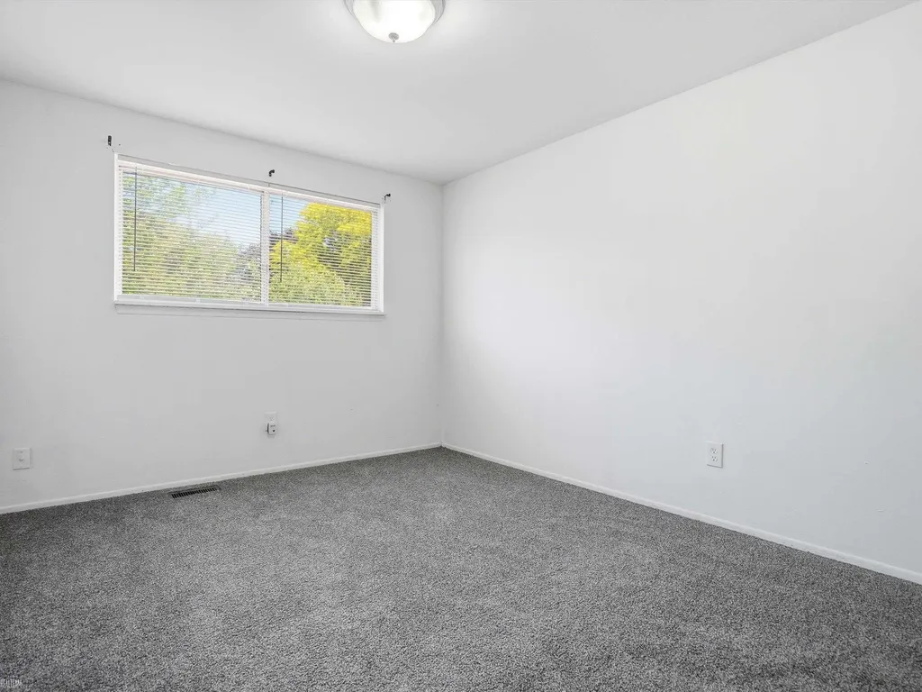 41305 N Central Drive Sterling Heights City MI 48313