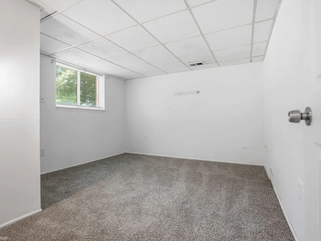 41305 N Central Drive Sterling Heights City MI 48313