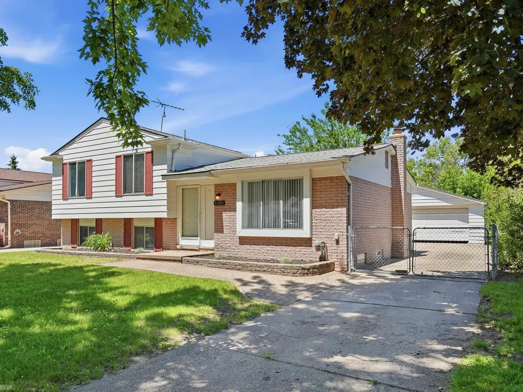 41305 N Central Drive Sterling Heights City MI 48313
