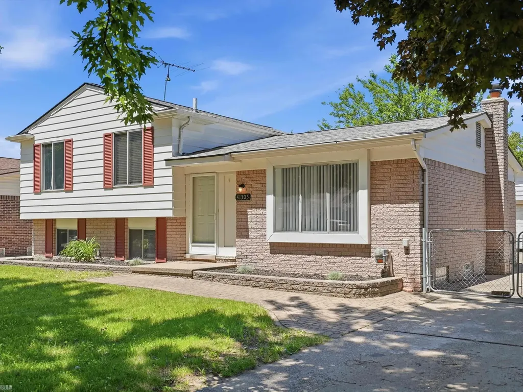 41305 N Central Drive Sterling Heights City MI 48313