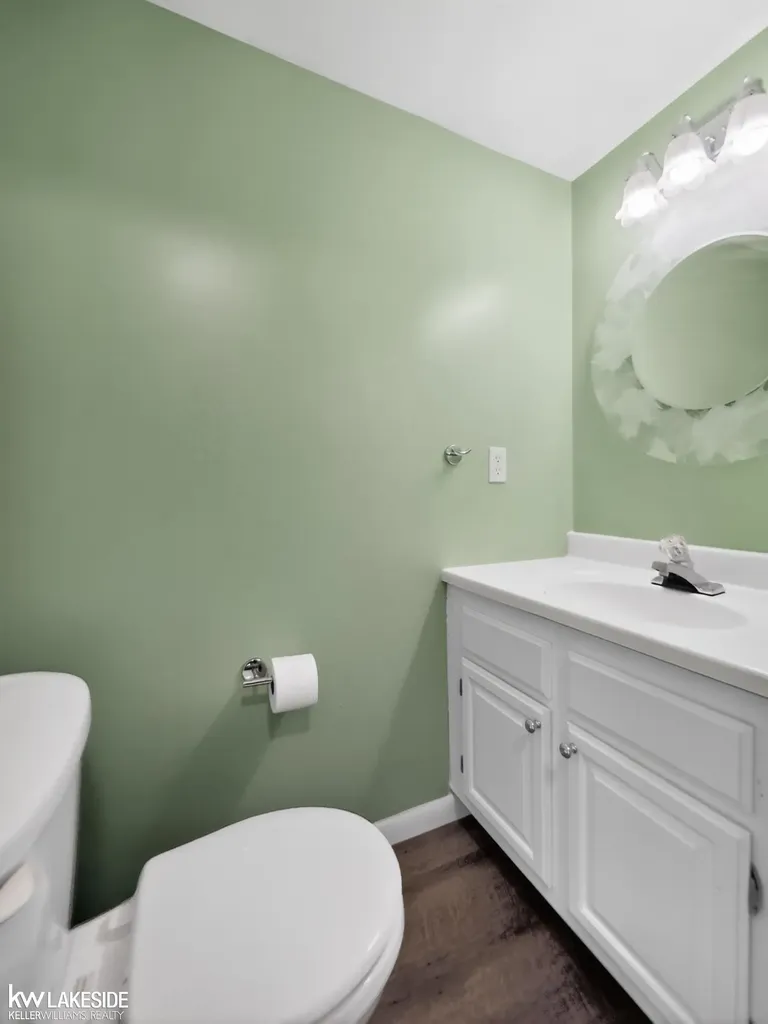 38951 E Golfview Drive Clinton Charter Township MI 48038