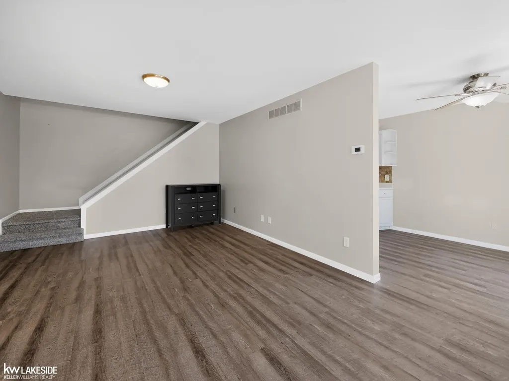 38951 E Golfview Drive Clinton Charter Township MI 48038