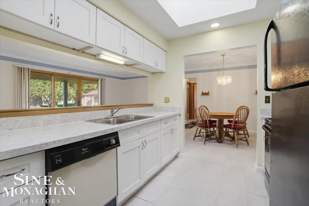 14908 Dover Court Shelby Charter Township MI 48315