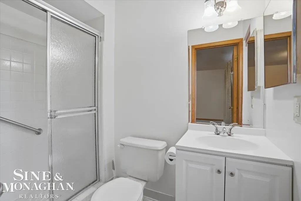 14908 Dover Court Shelby Charter Township MI 48315