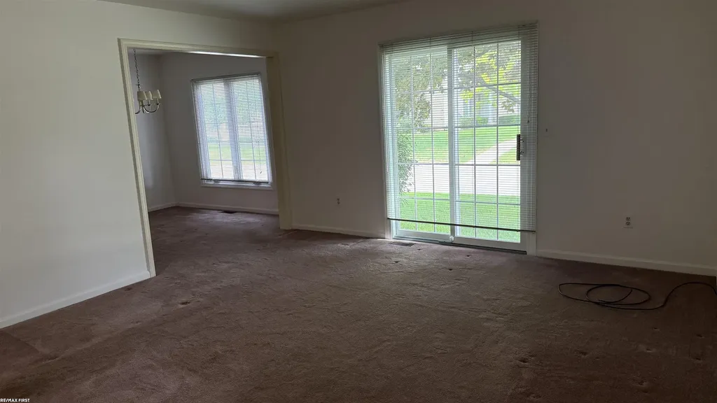 37515 Stonegate Circle Clinton Charter Township MI 48036