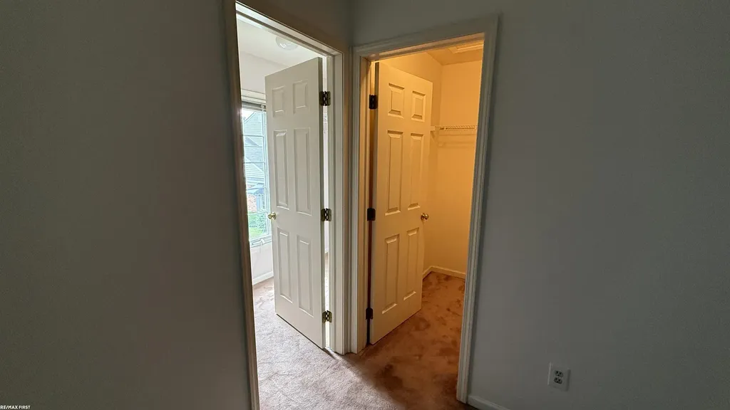 37515 Stonegate Circle Clinton Charter Township MI 48036