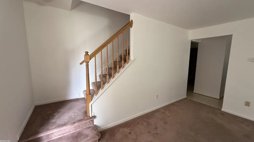37515 Stonegate Circle Clinton Charter Township MI 48036