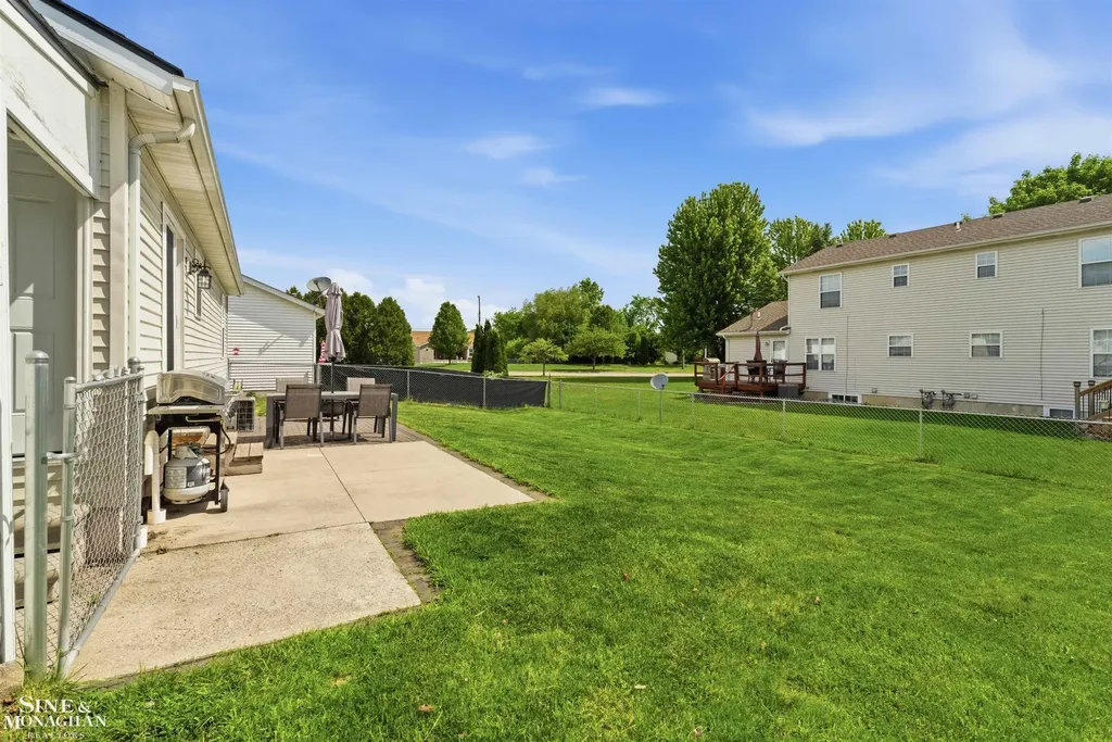 1045 April Lane Marysville City MI 48040
