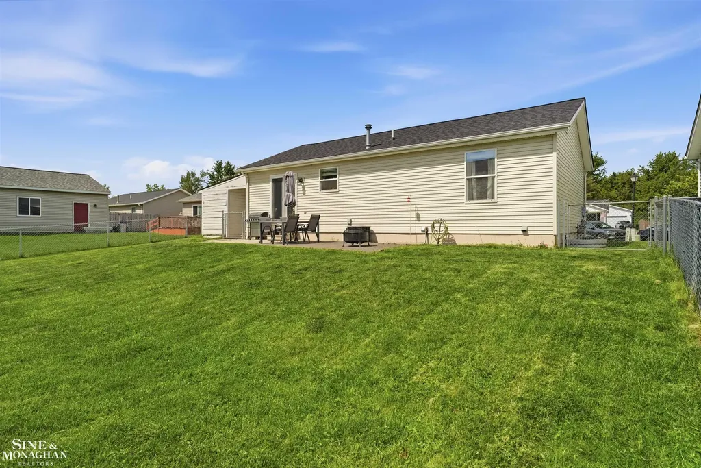 1045 April Lane Marysville City MI 48040
