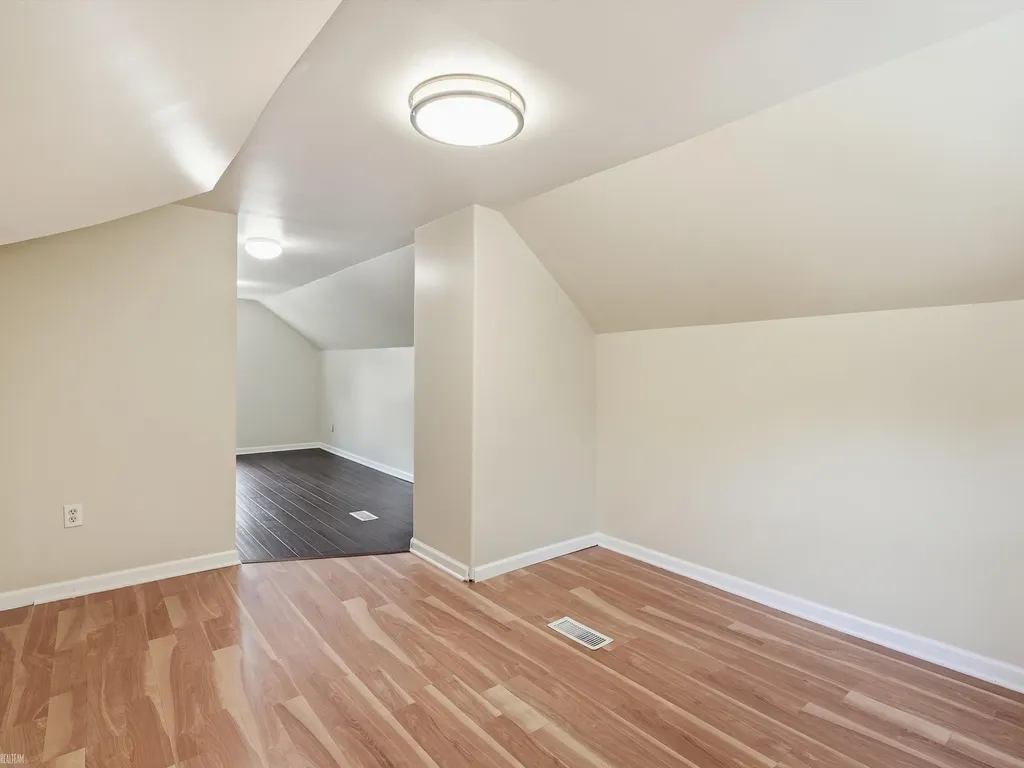 32629 Donnelly Street Garden City City MI 48135