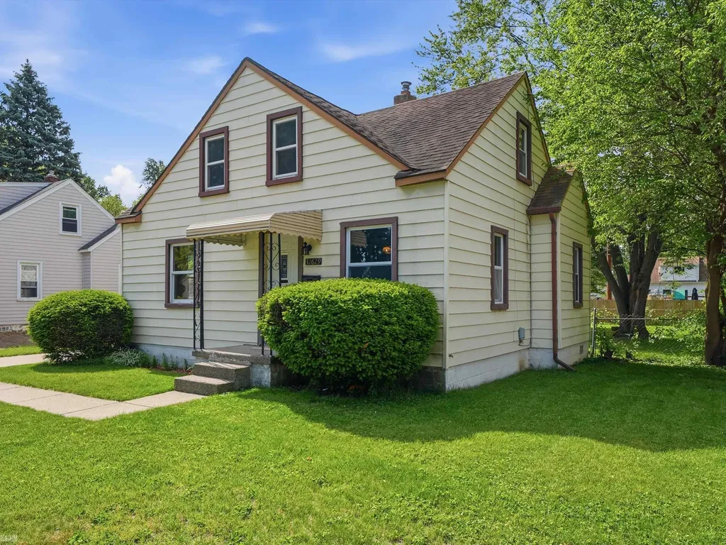 32629 Donnelly Street Garden City City MI 48135