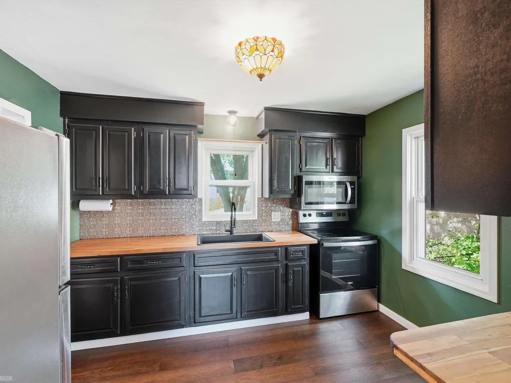 32629 Donnelly Street Garden City City MI 48135