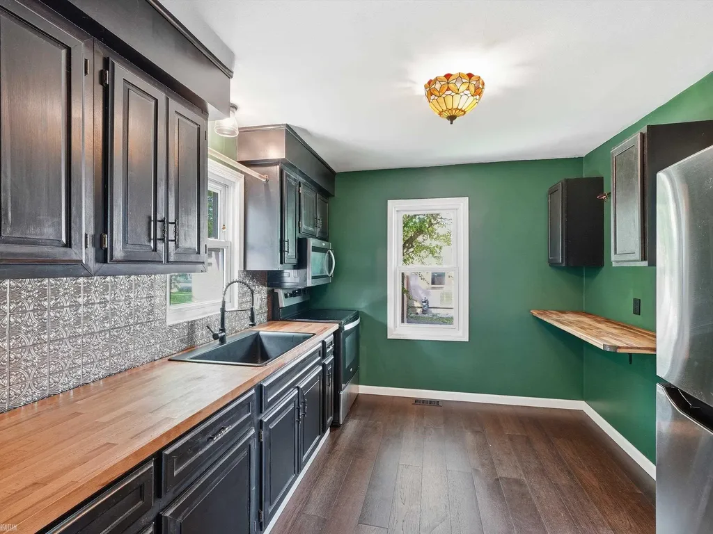 32629 Donnelly Street Garden City City MI 48135