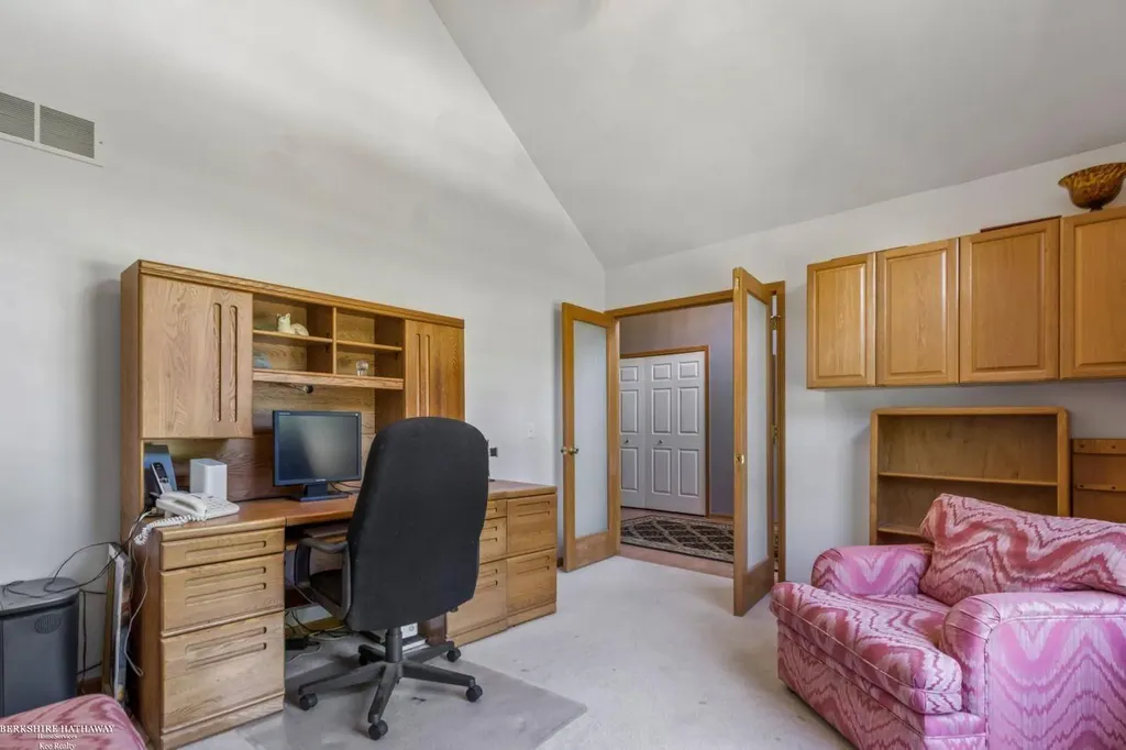 52688 Clinton Oak Lane Shelby Charter Township MI 48316