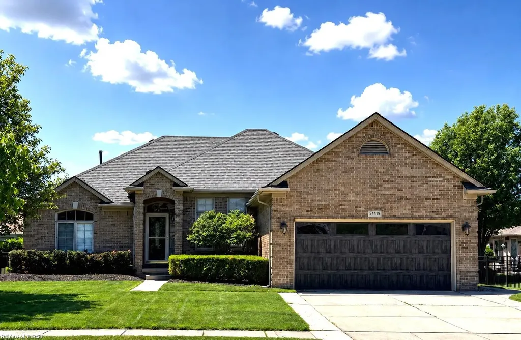 54419 Maple Leaf Drive New Baltimore City MI 48047