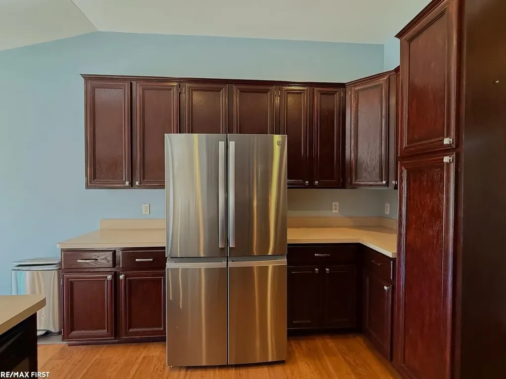 54419 Maple Leaf Drive New Baltimore City MI 48047