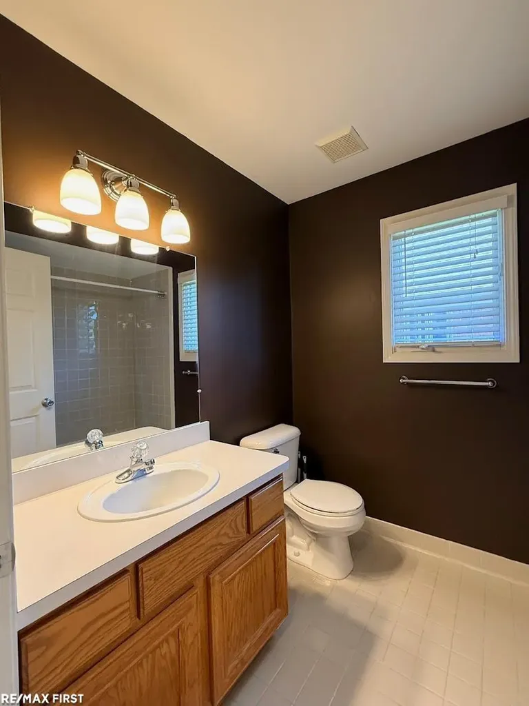 54419 Maple Leaf Drive New Baltimore City MI 48047